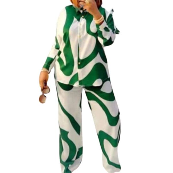 NtoshiMart Swirl Two-Piece Set